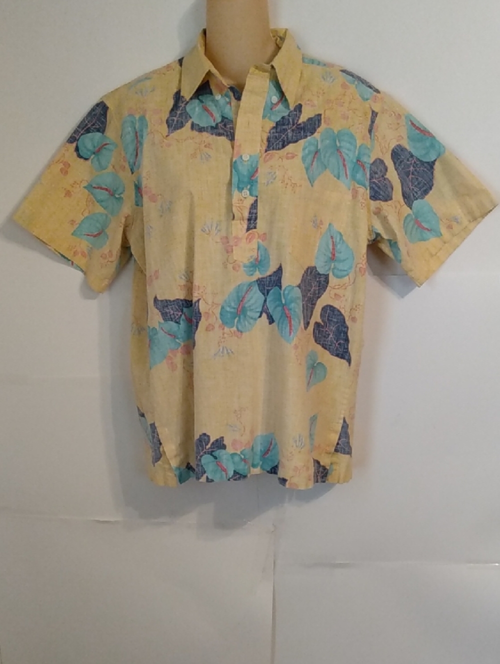 Reyn Spooner Vintage Hawaiian Shirt Yellow With Lilly Pads